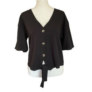 Derek Heart women’s black short sleeve button down tie front crop top blouse M